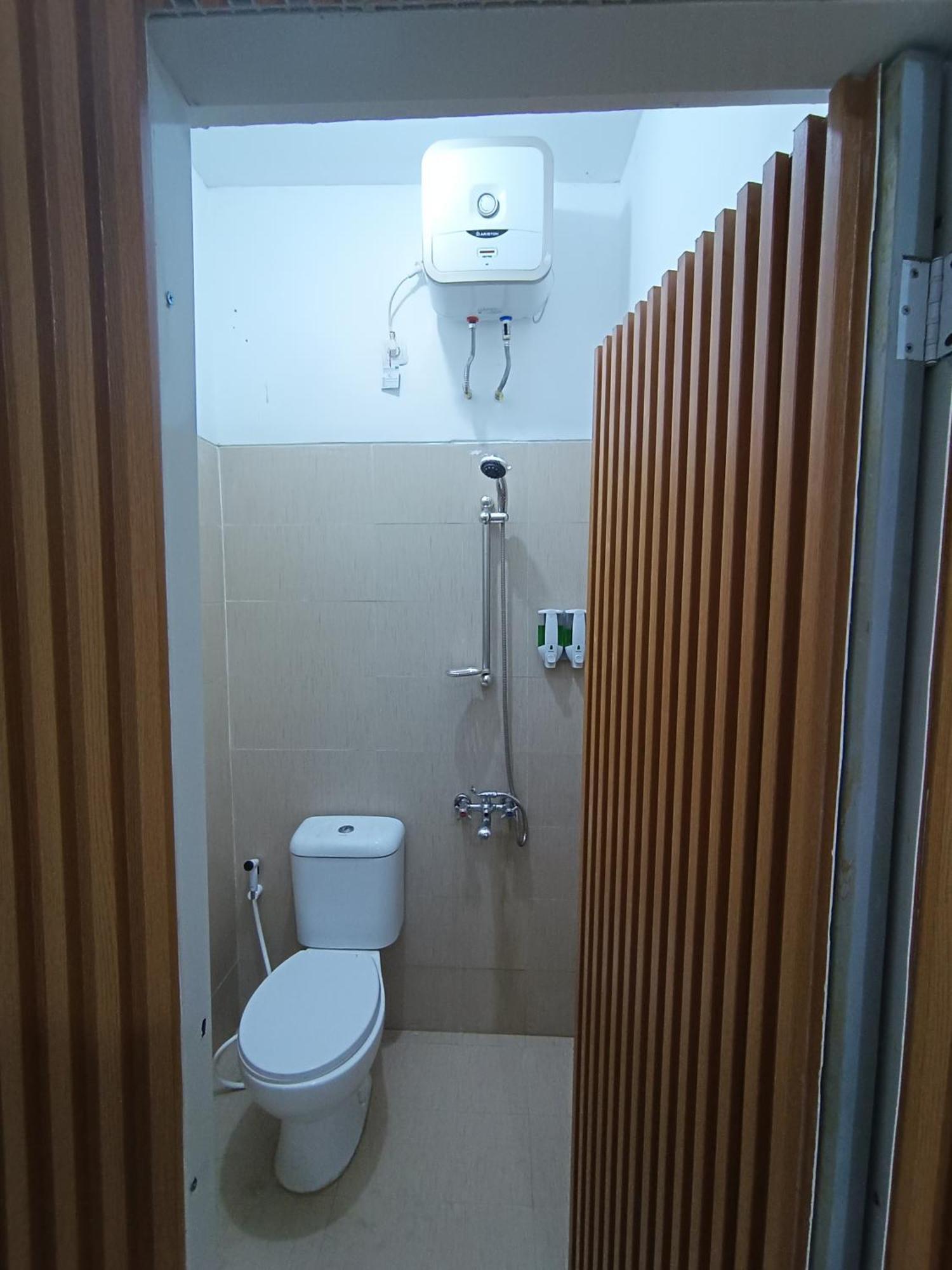 Villa Royal Arois Syariah Dekat Jatim Park 3 Tlekung Εξωτερικό φωτογραφία