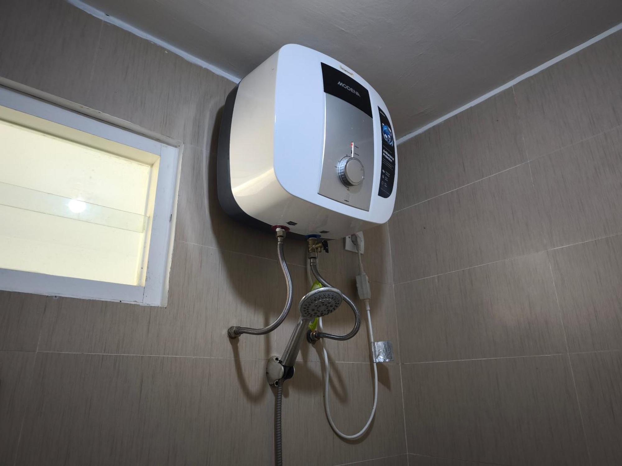 Villa Royal Arois Syariah Dekat Jatim Park 3 Tlekung Εξωτερικό φωτογραφία